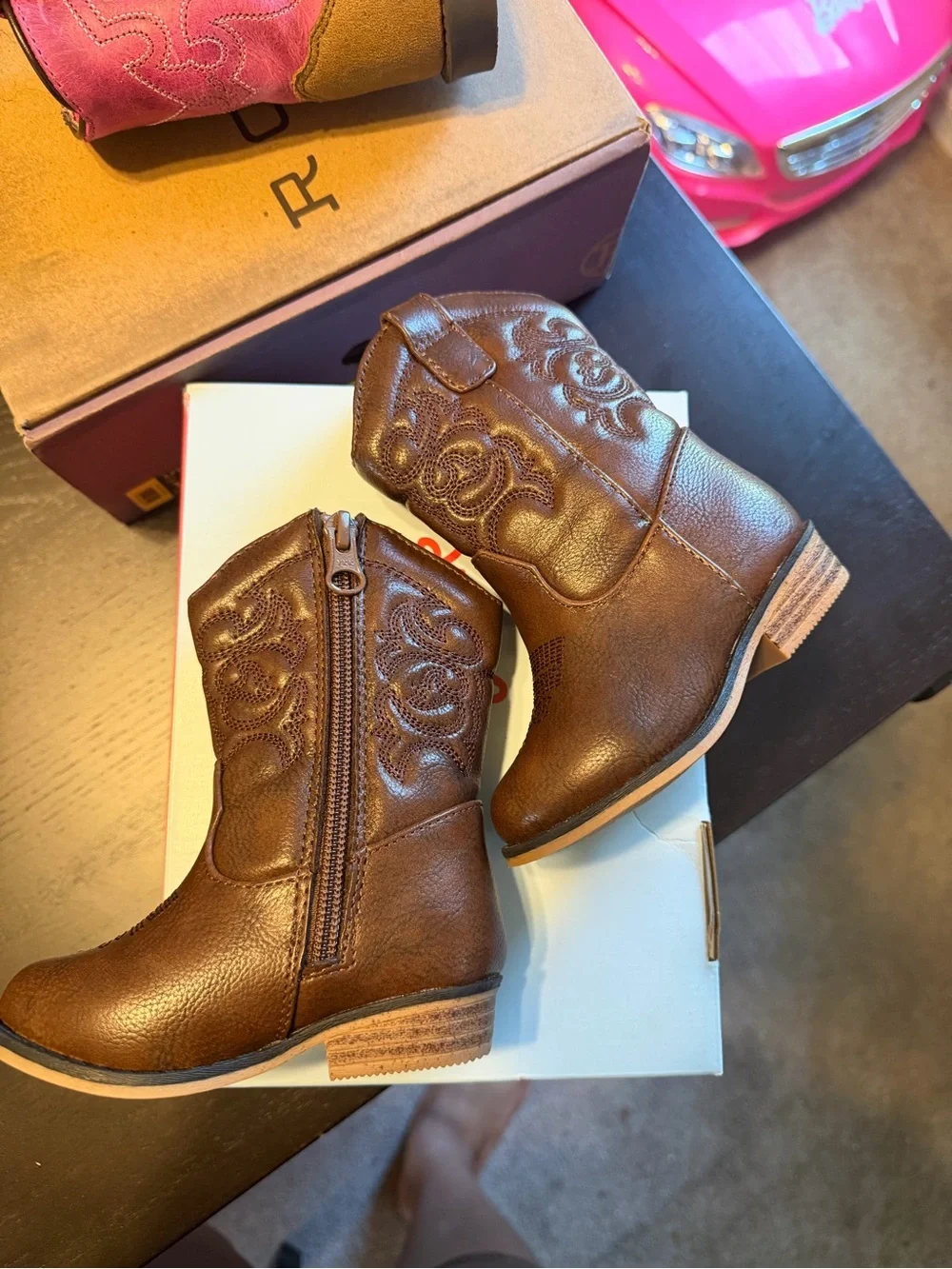 Cat & Jack Brown Toddler Western Pull-On Boots